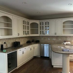 Straight Edge Painting Pro's offers cabinet refinishing services in Gastonia, Belmont, & Charlotte, NC. Transform your cabinets today!