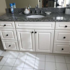 Cabinet Refinishing Service in Gastonia, Belmont, and Charlotte, NC.