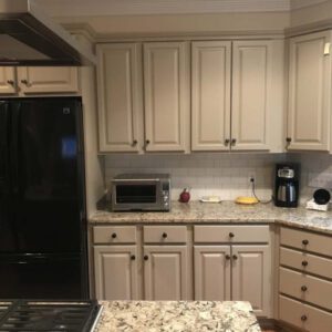 Cabinet Refinishing Service in Gastonia, Belmont, and Charlotte, NC.