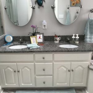 Cabinet Refinishing Service in Gastonia, Belmont, and Charlotte, NC.