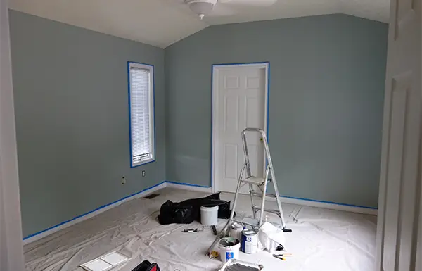 Eggshell Painted Bedroom